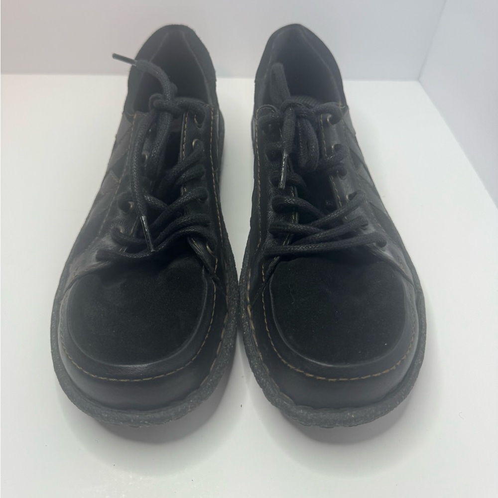 Born Black Leather Oxfords Size 8